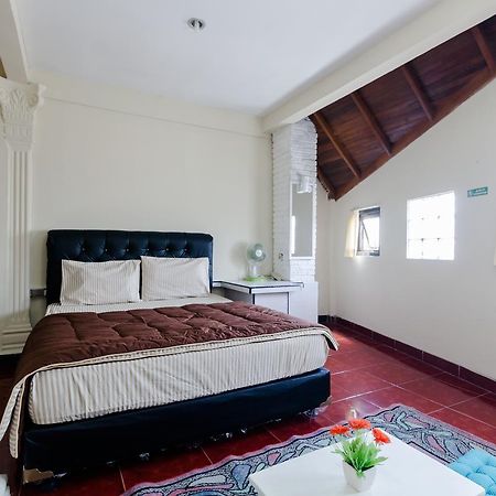 Pele Guesthouse Μπαντούνγκ Εξωτερικό φωτογραφία