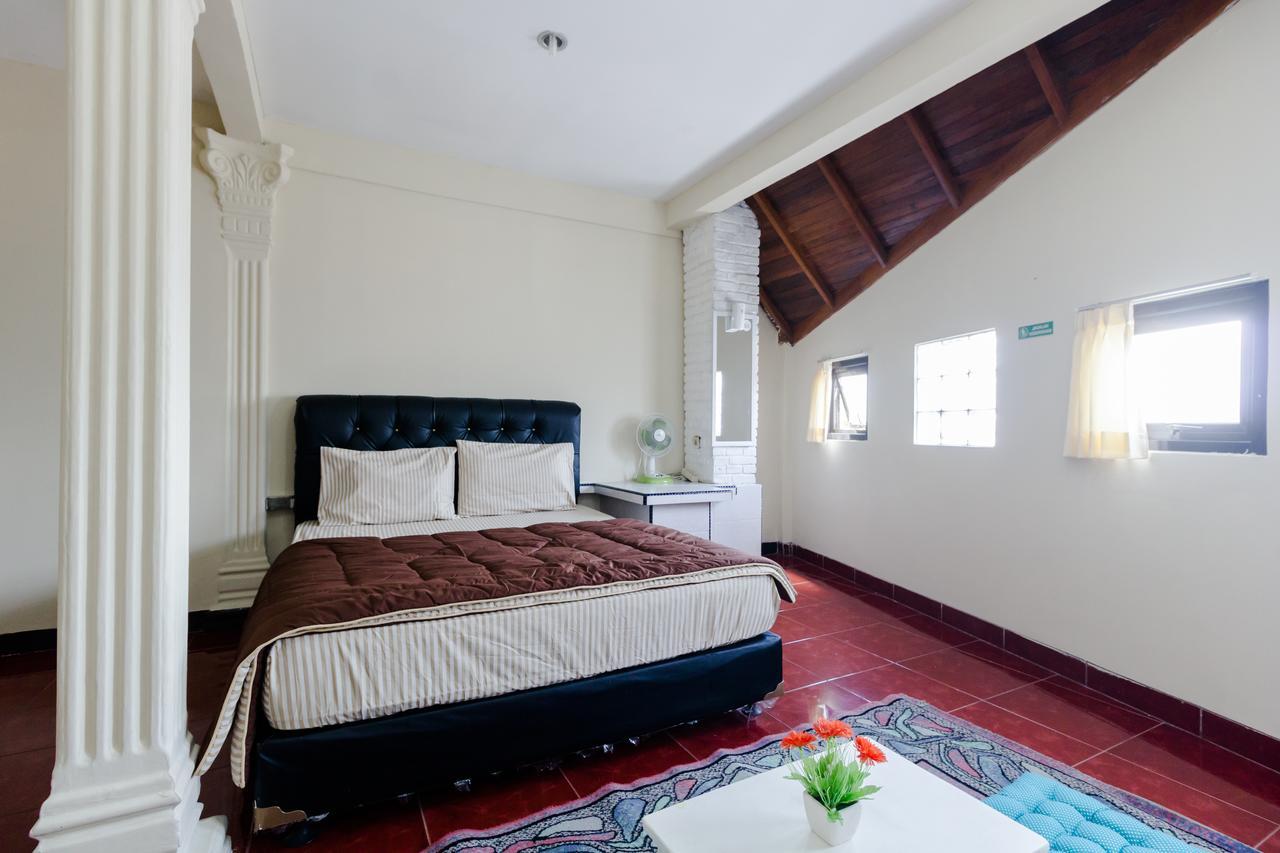 Pele Guesthouse Μπαντούνγκ Εξωτερικό φωτογραφία