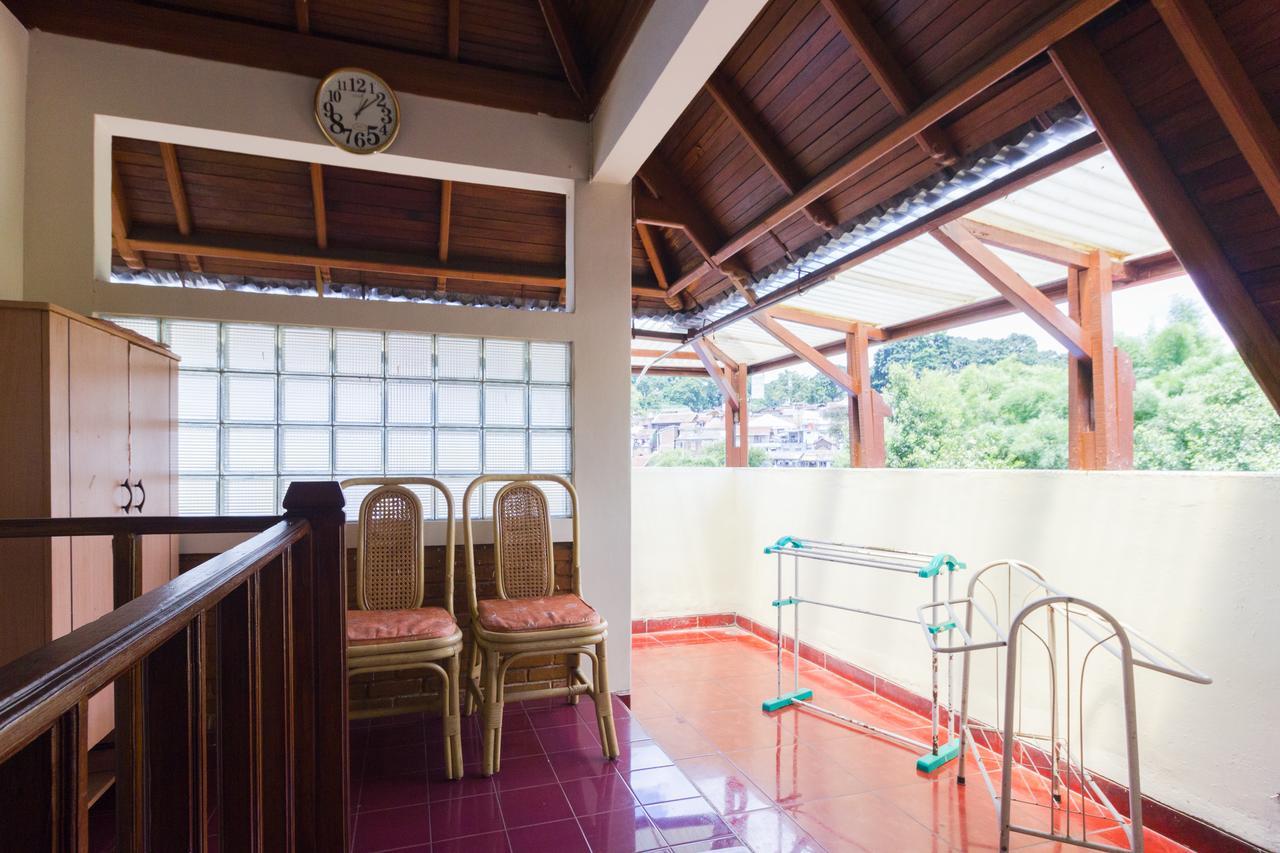 Pele Guesthouse Μπαντούνγκ Εξωτερικό φωτογραφία