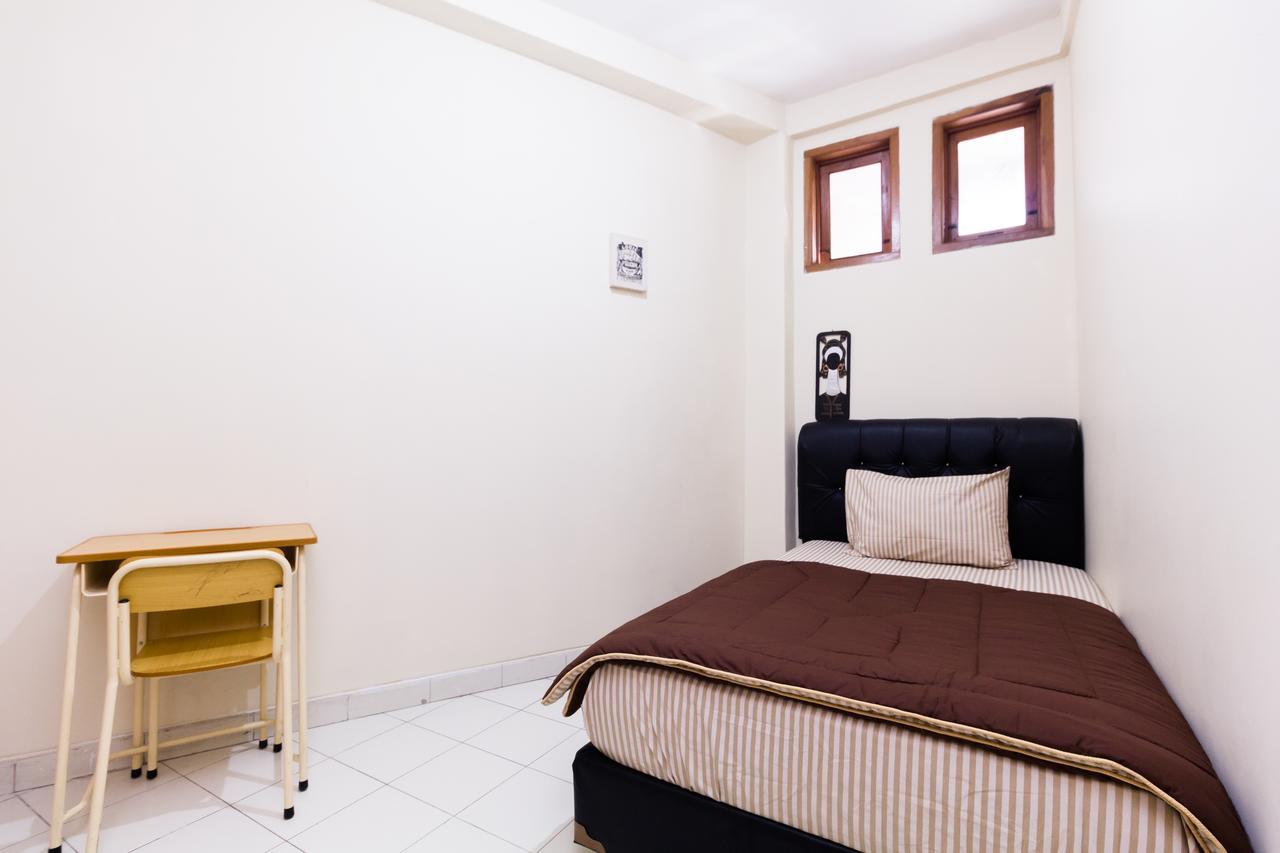 Pele Guesthouse Μπαντούνγκ Εξωτερικό φωτογραφία